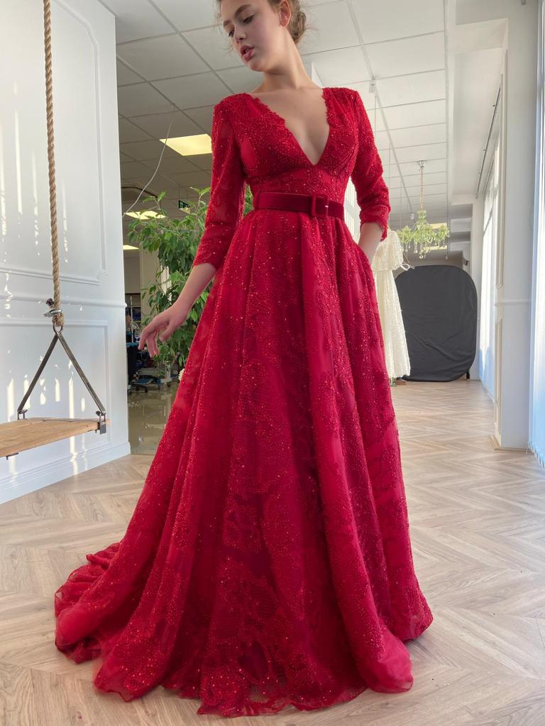 Alizarin Bloom Gown