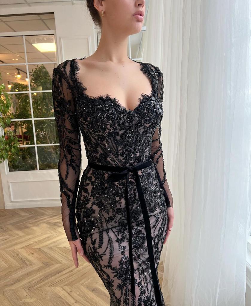 Belle of the Ball Bow Dress - Image 4