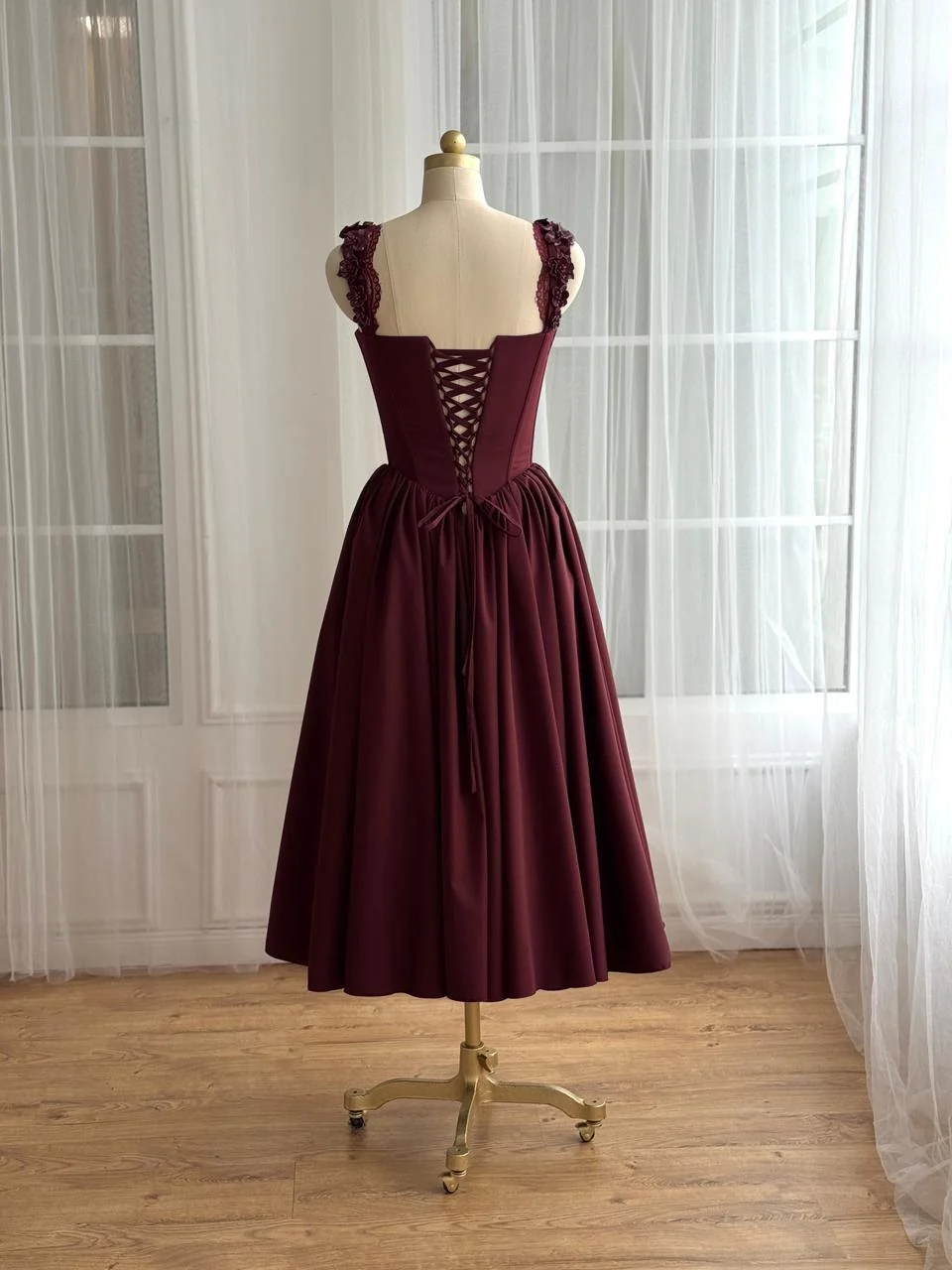 Berry Lace Midi Dress - Image 4