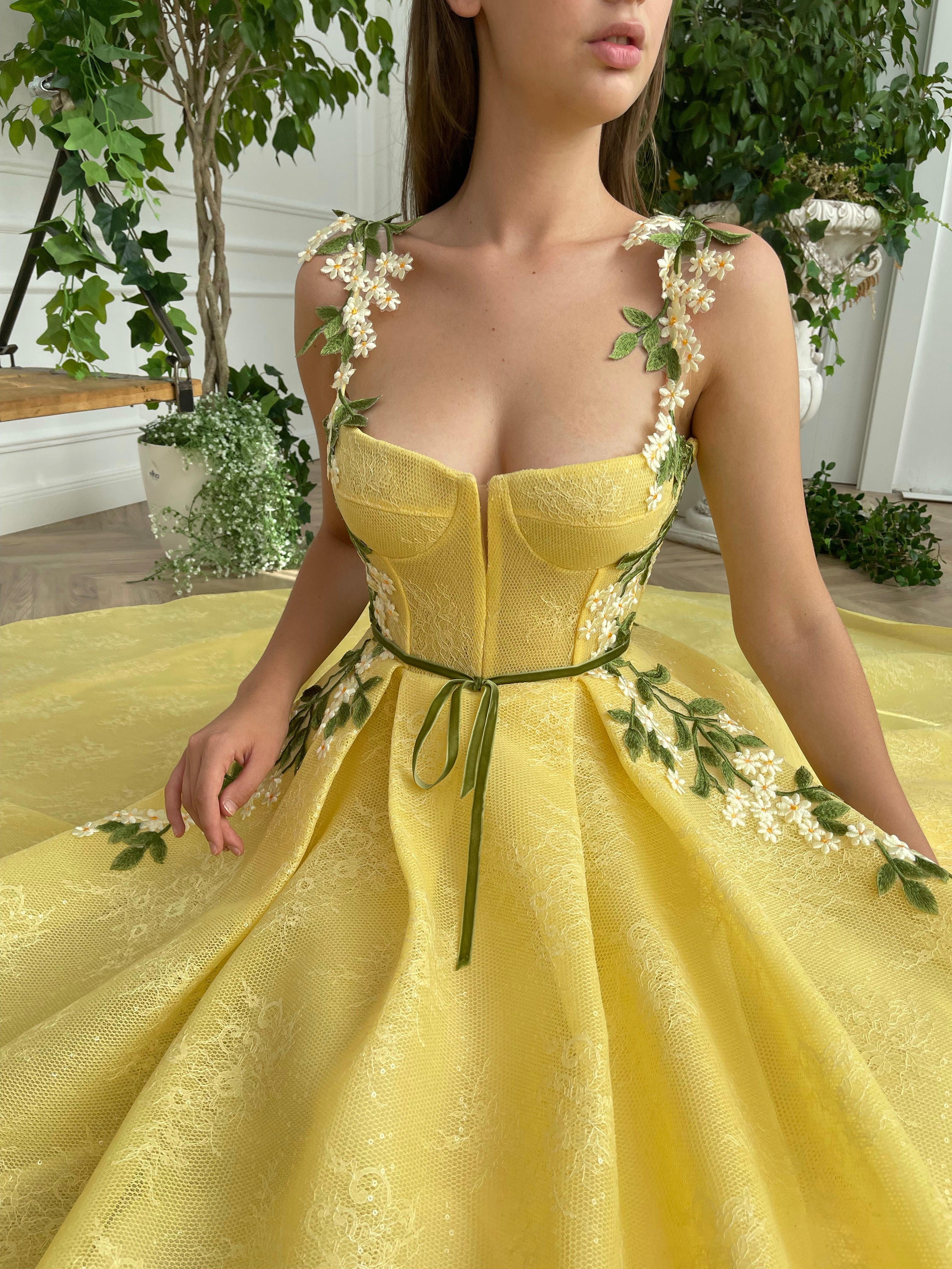 Buttercup Ivy Gown