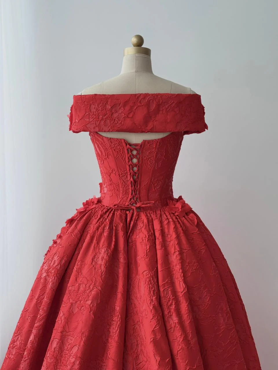 Cerise Queen Gown - Image 3