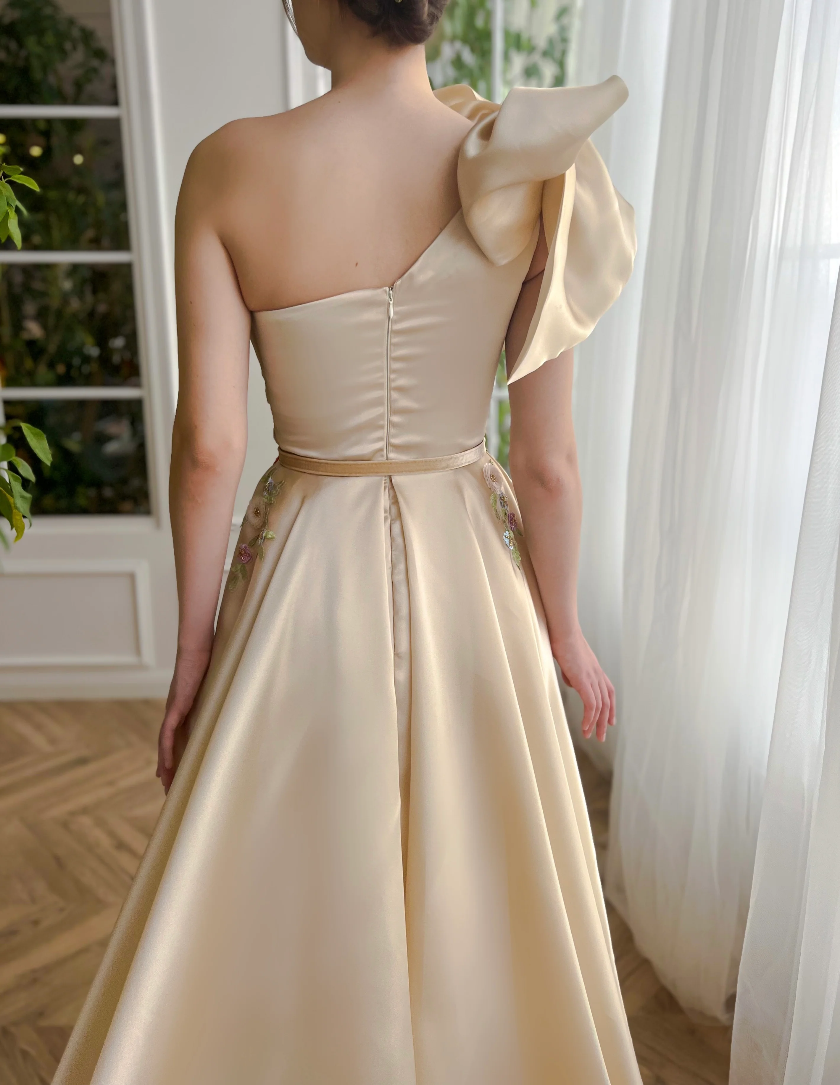 Champagne Gardenia Dress - Image 6