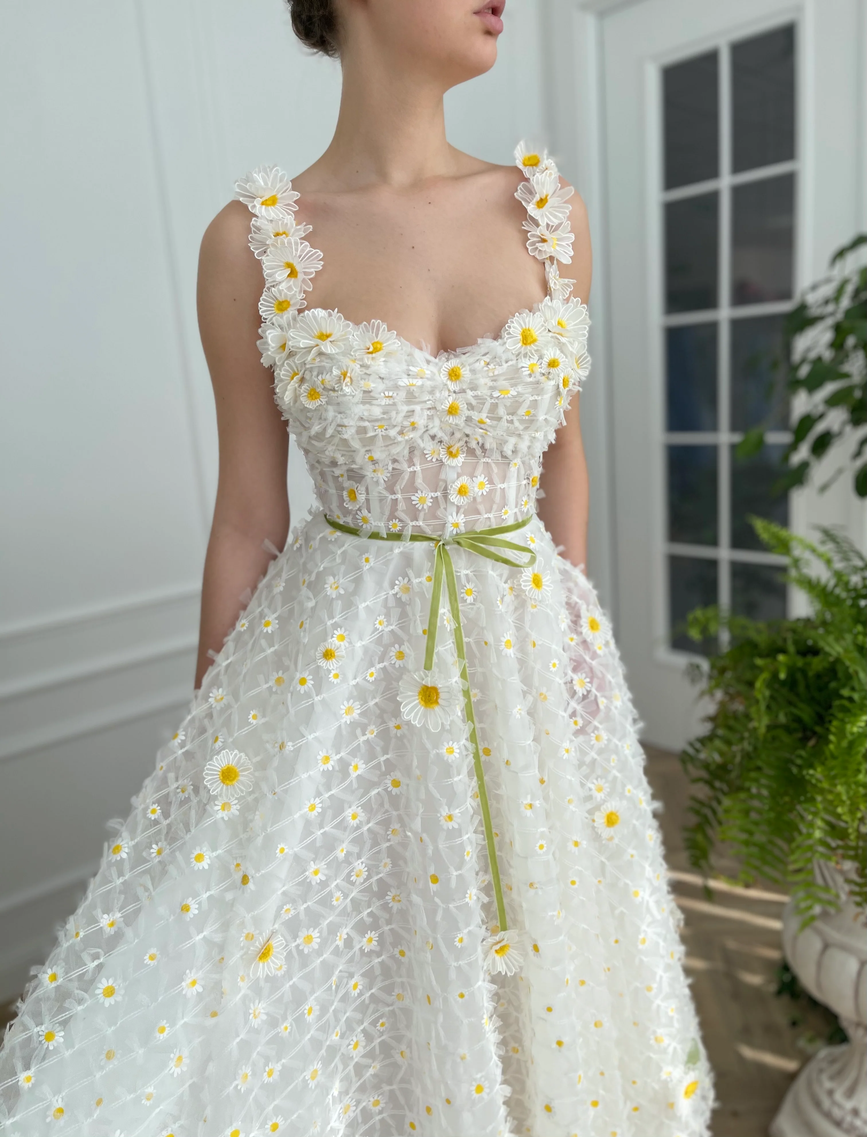 Daisy Jubilee Dress - Image 3