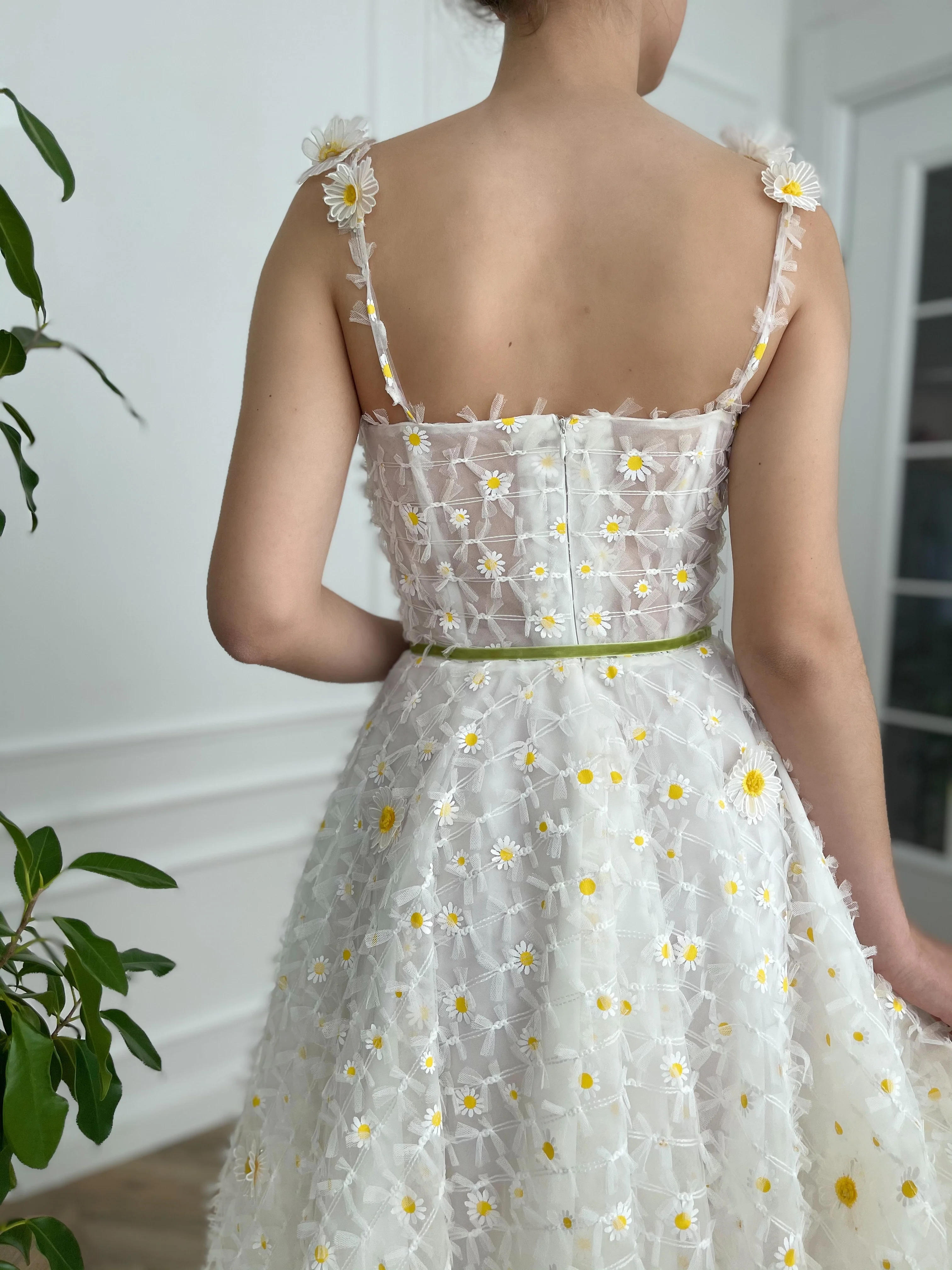 Daisy Jubilee Dress - Image 5