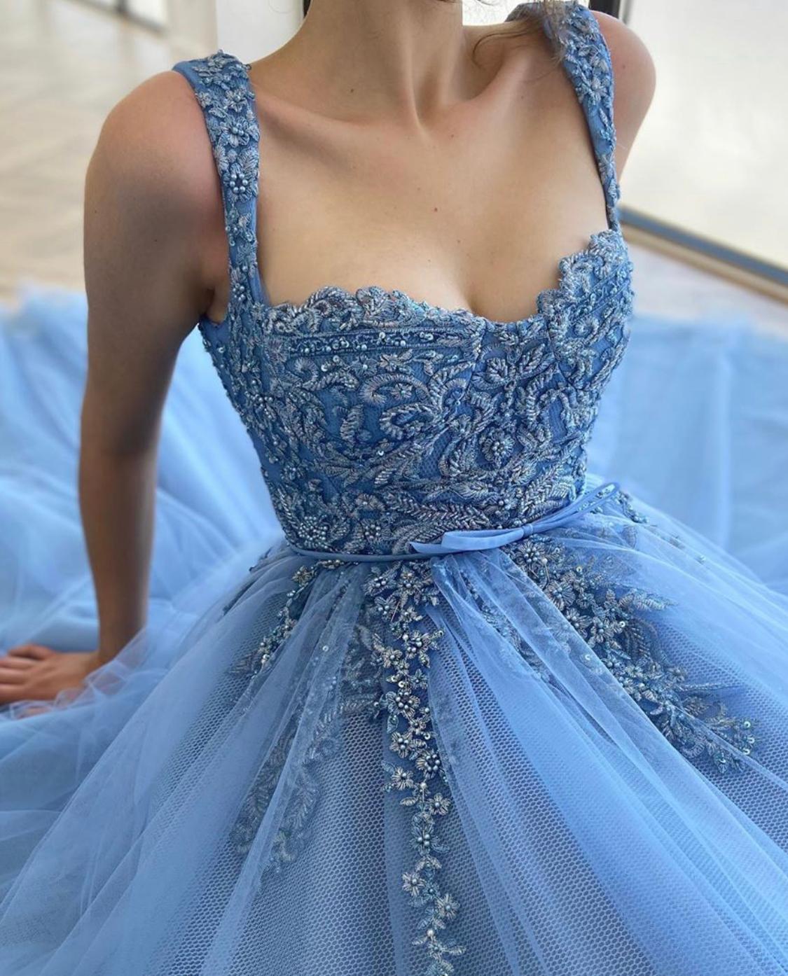 Dreamy Cerulean Laced Gown - Image 3