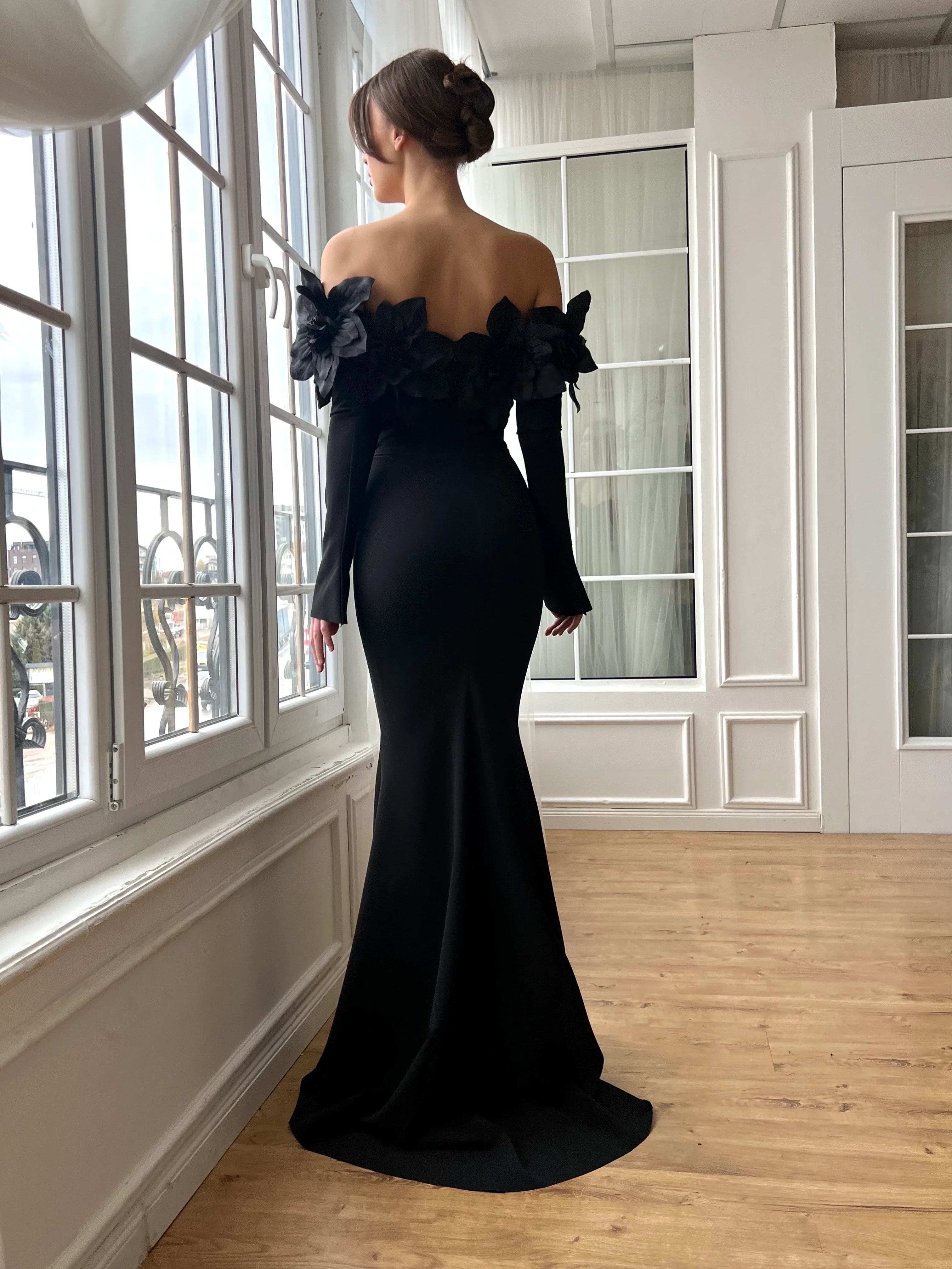 Jet Petal Mermaid Dress - Image 3