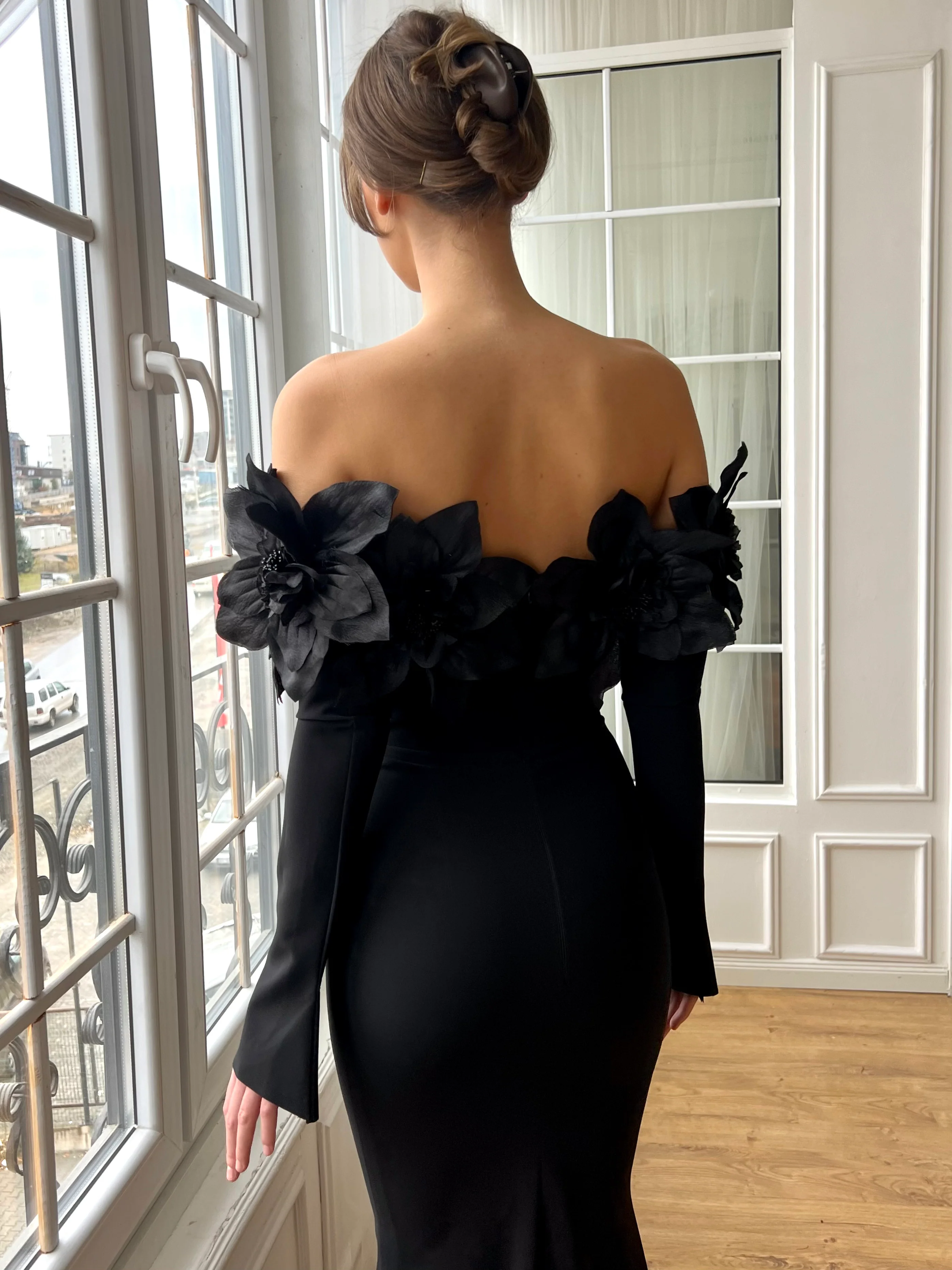 Jet Petal Mermaid Dress - Image 4