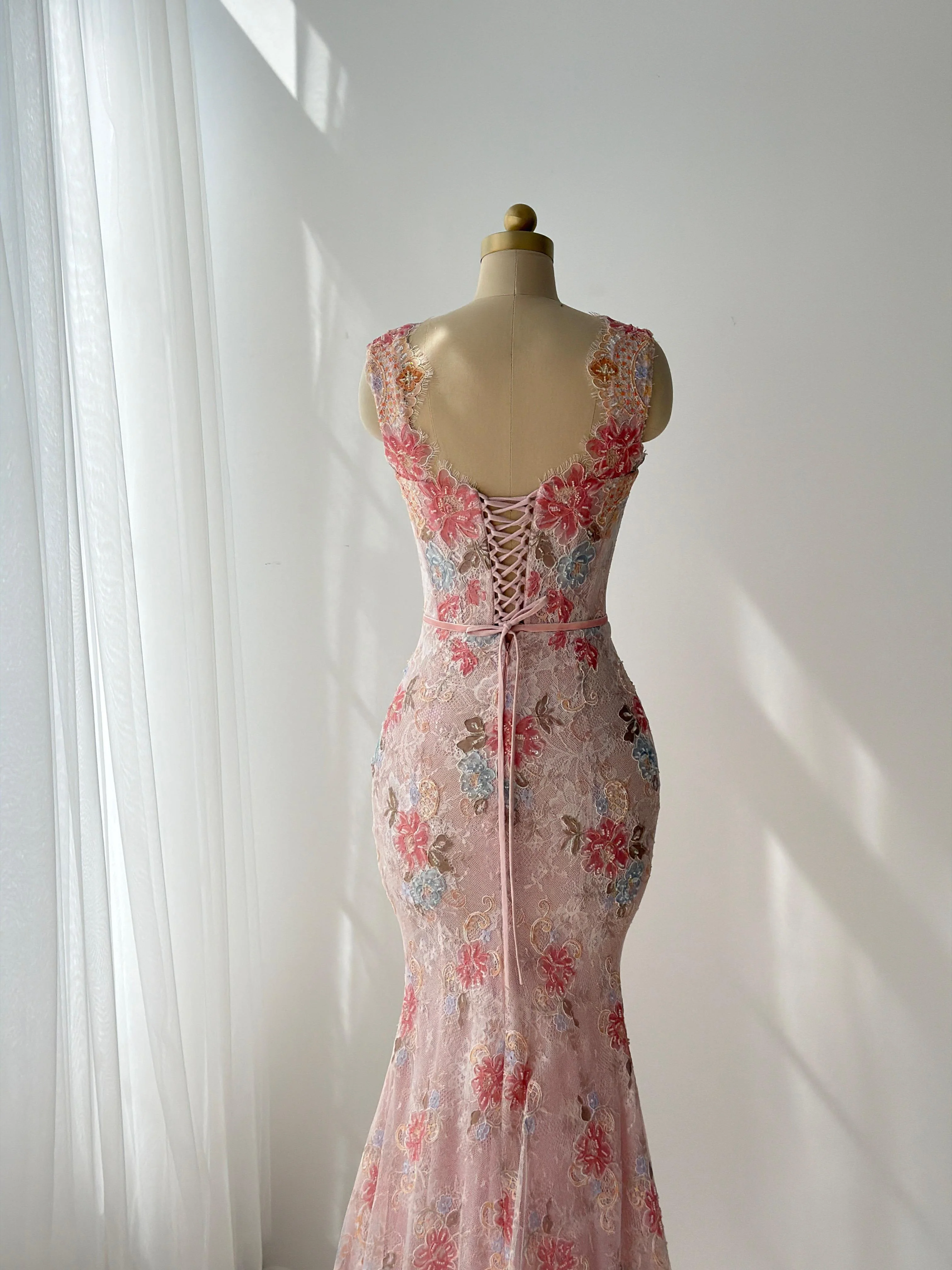 Liora Lace Mermaid Dress - Image 3