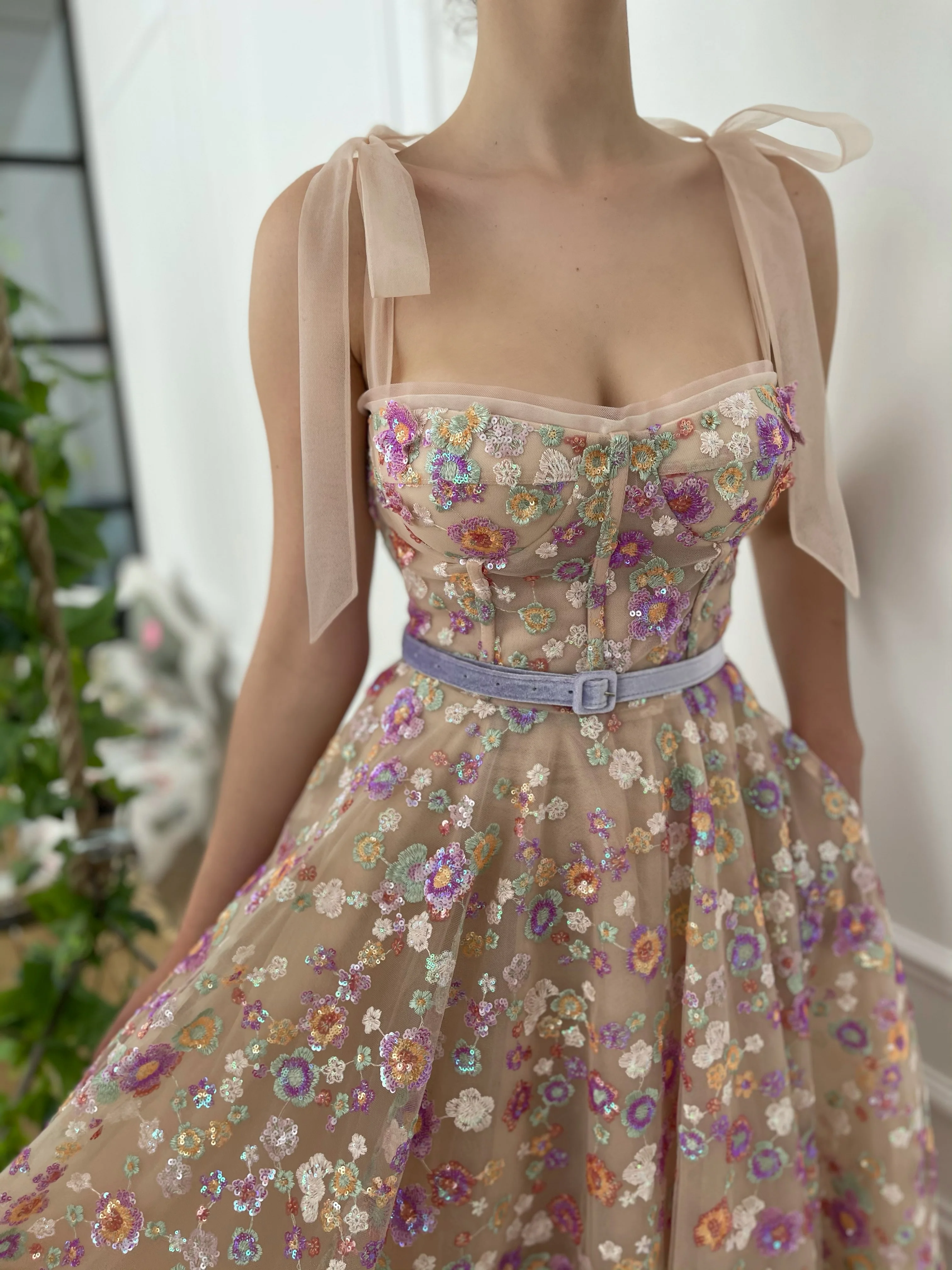 Opalescent Floral Sequined Dress - Image 3