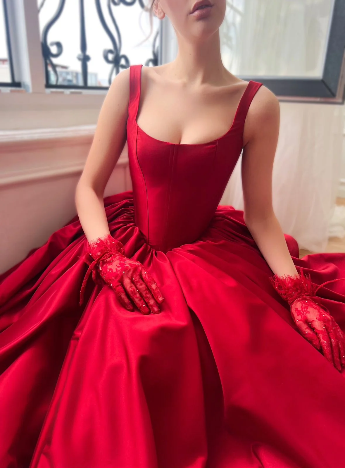 Renaissance Taffeta Gown - Image 2