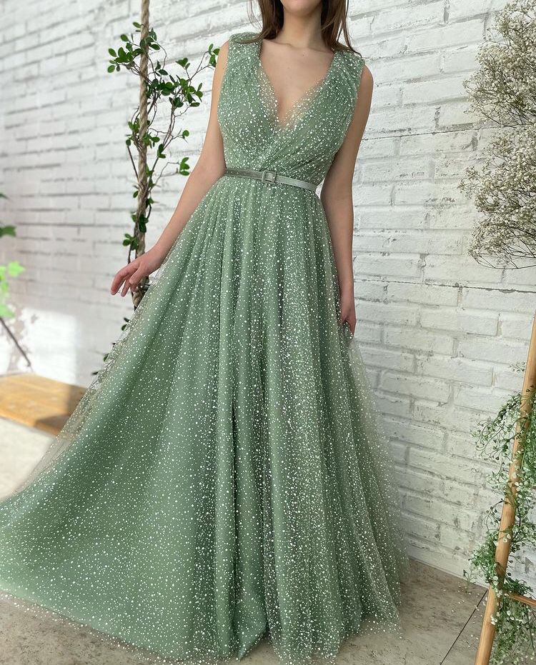 Sage Snowdrop Gown - Image 2