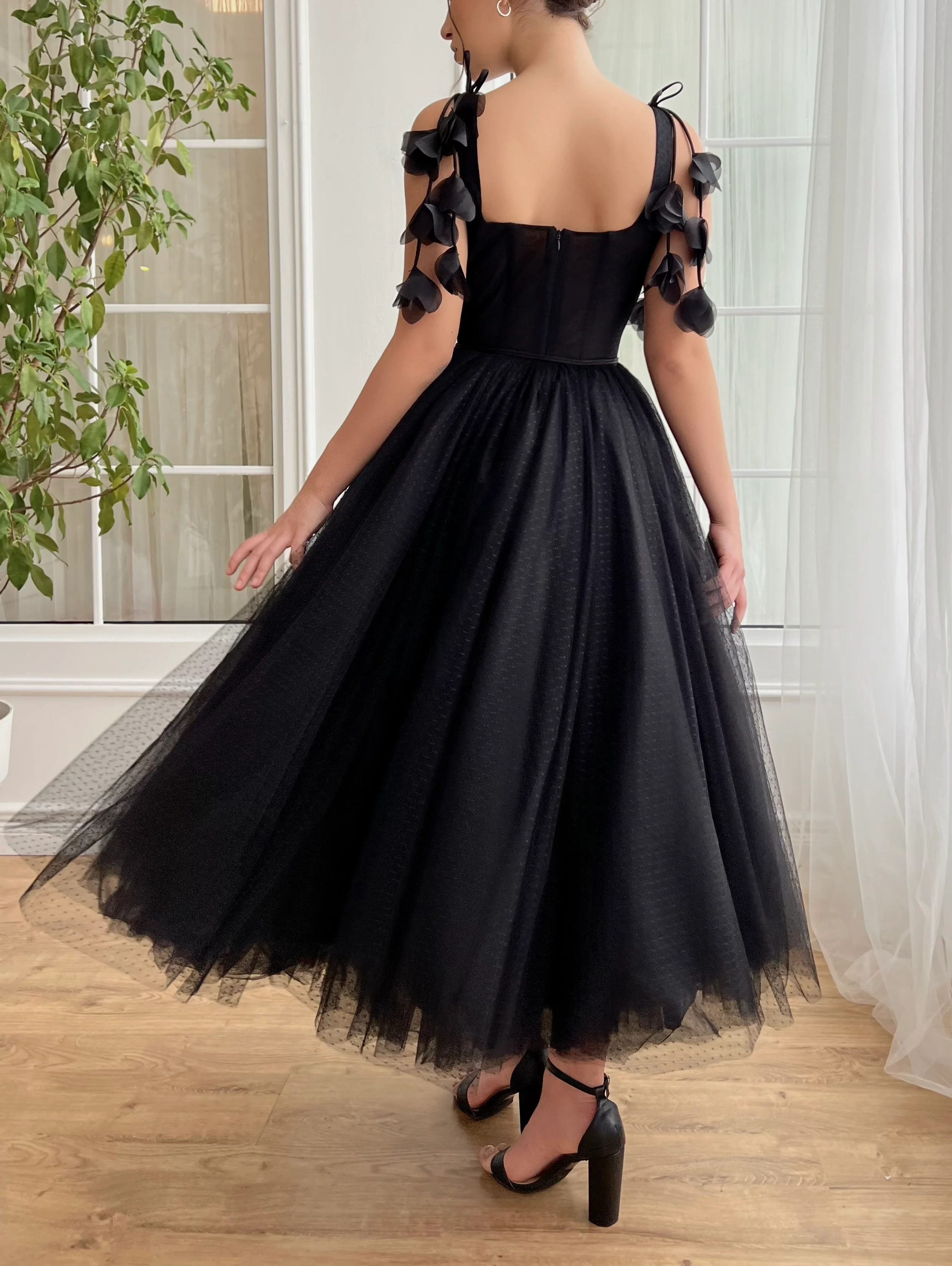 Timeless Noir Tulle Dress - Image 6