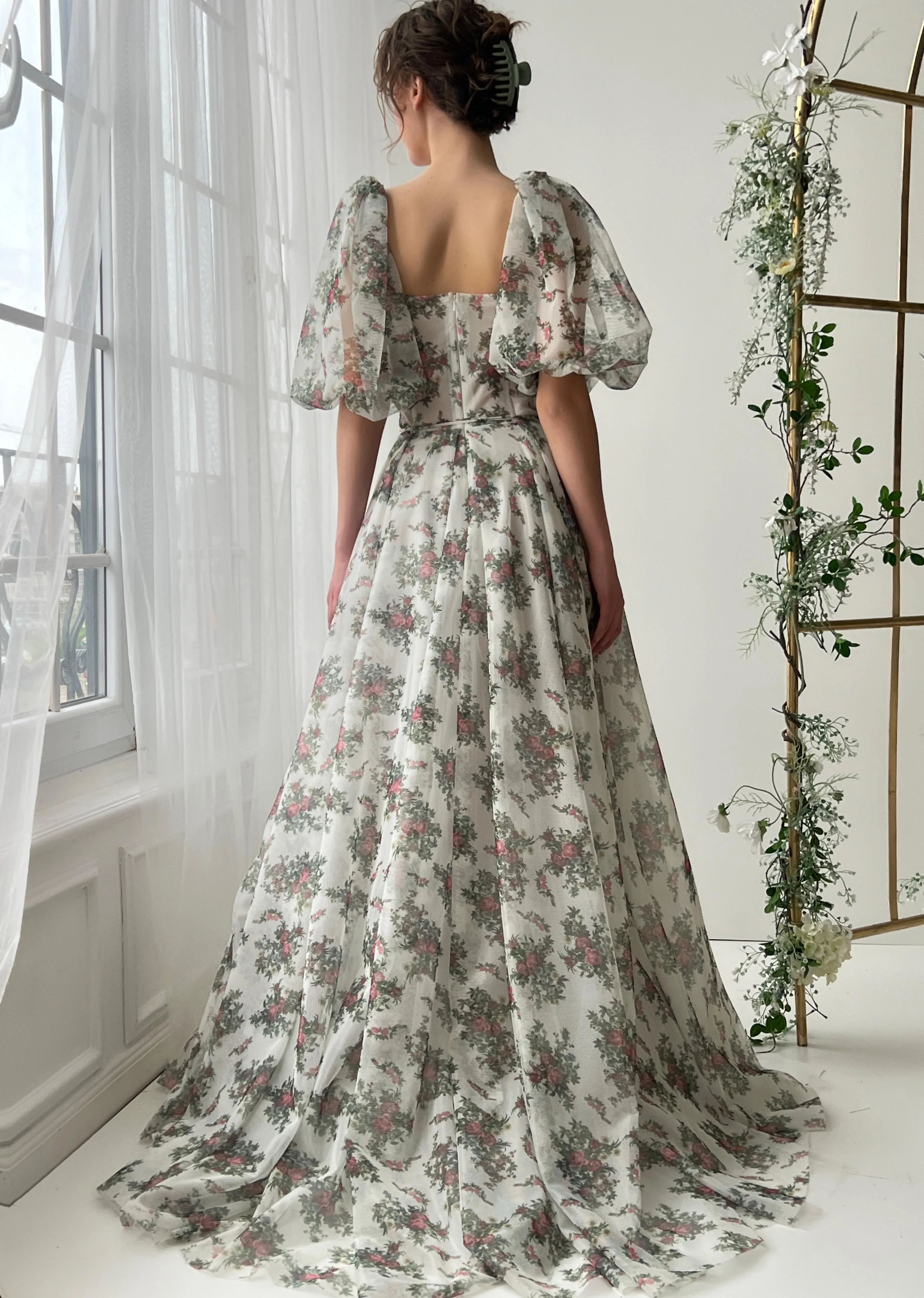 Vintage Painting of Roses Gown - Image 5